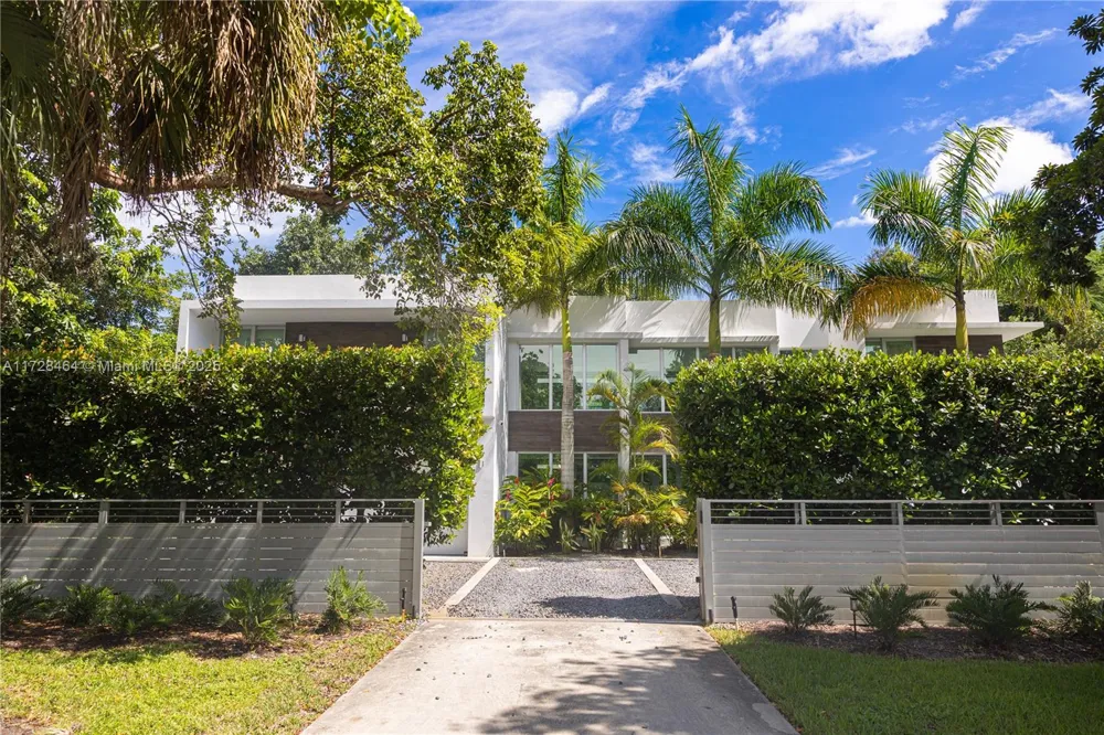 6790 SW 72 STREET South Miami, FL 33143