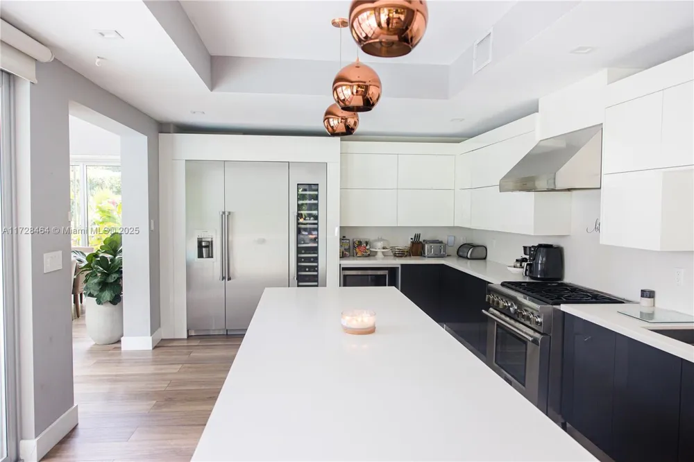 6790 SW 72 STREET South Miami, FL 33143