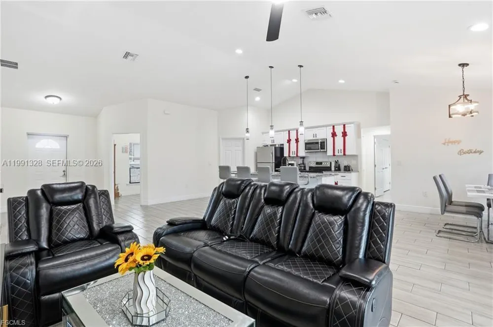 1013 ATHERTON AVE Lehigh Acres, FL 33971