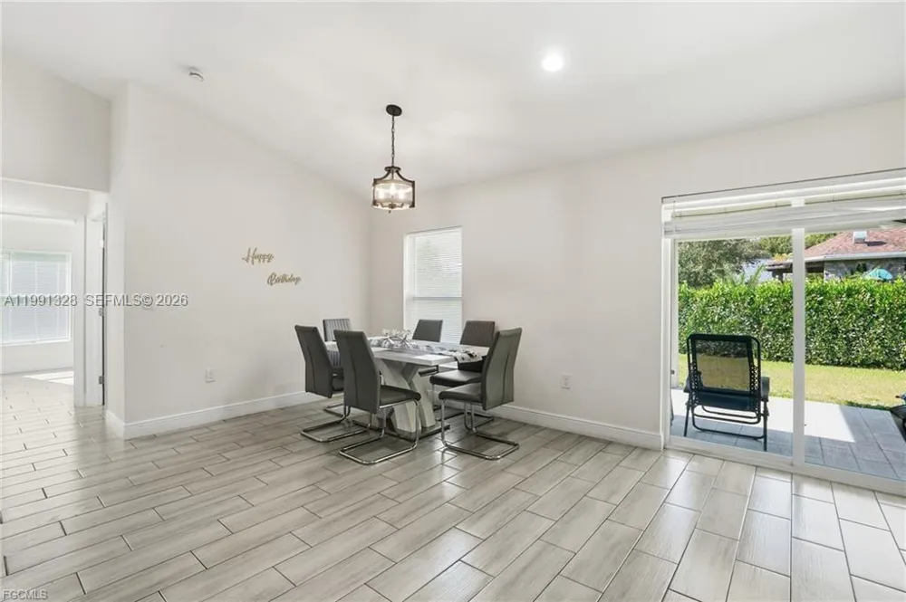 1013 ATHERTON AVE Lehigh Acres, FL 33971