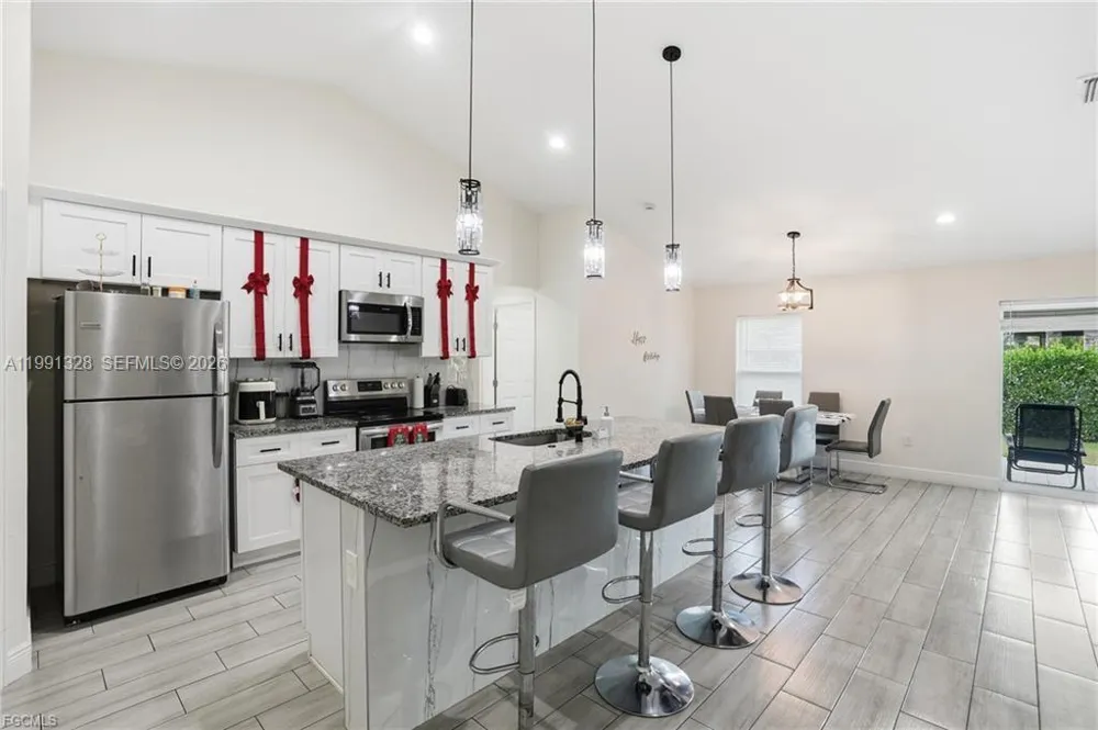 1013 ATHERTON AVE Lehigh Acres, FL 33971