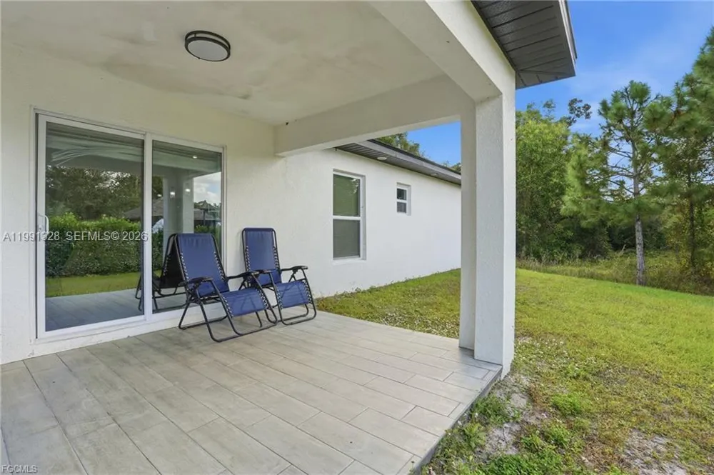 1013 ATHERTON AVE Lehigh Acres, FL 33971