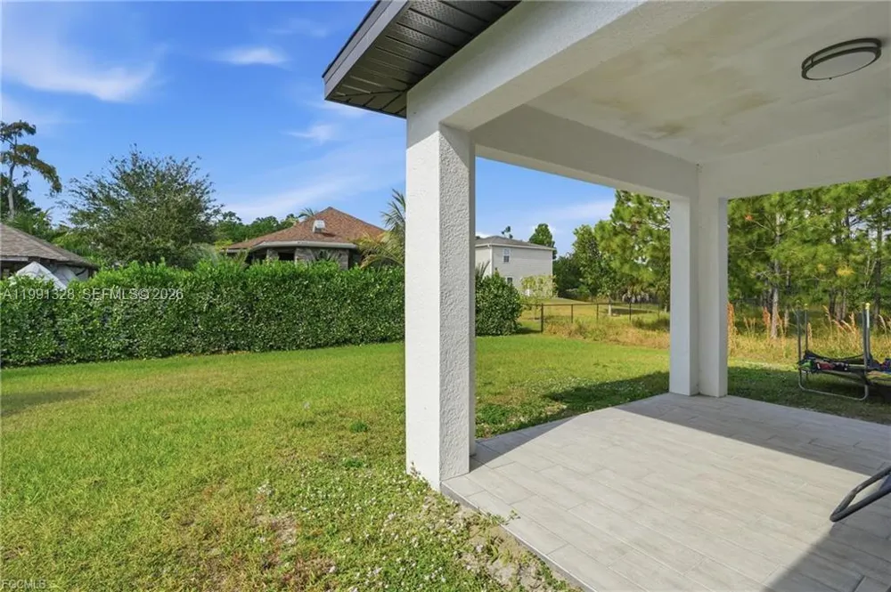 1013 ATHERTON AVE Lehigh Acres, FL 33971