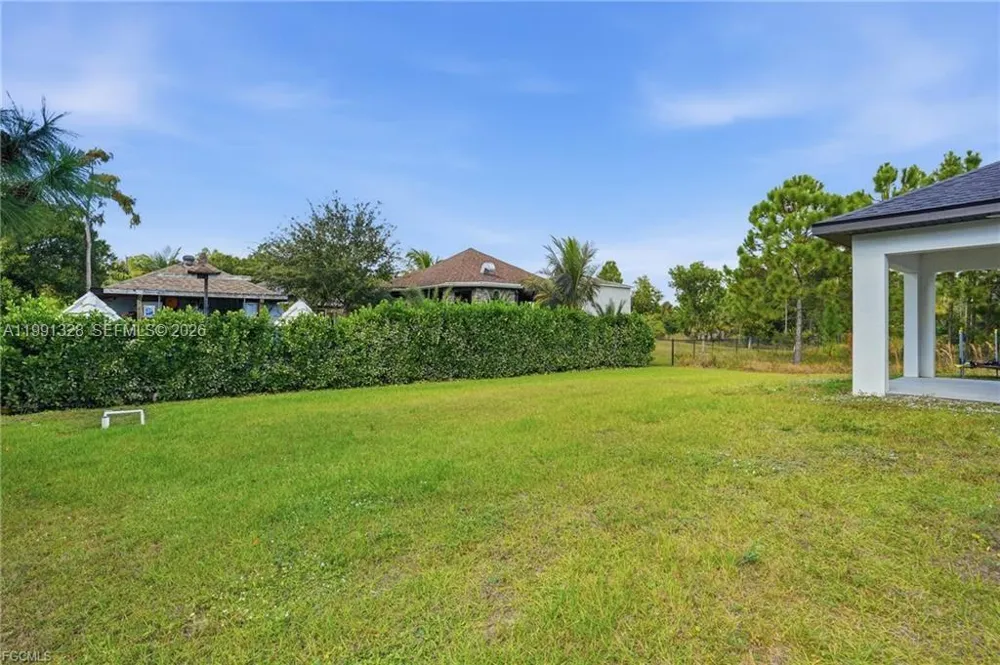 1013 ATHERTON AVE Lehigh Acres, FL 33971