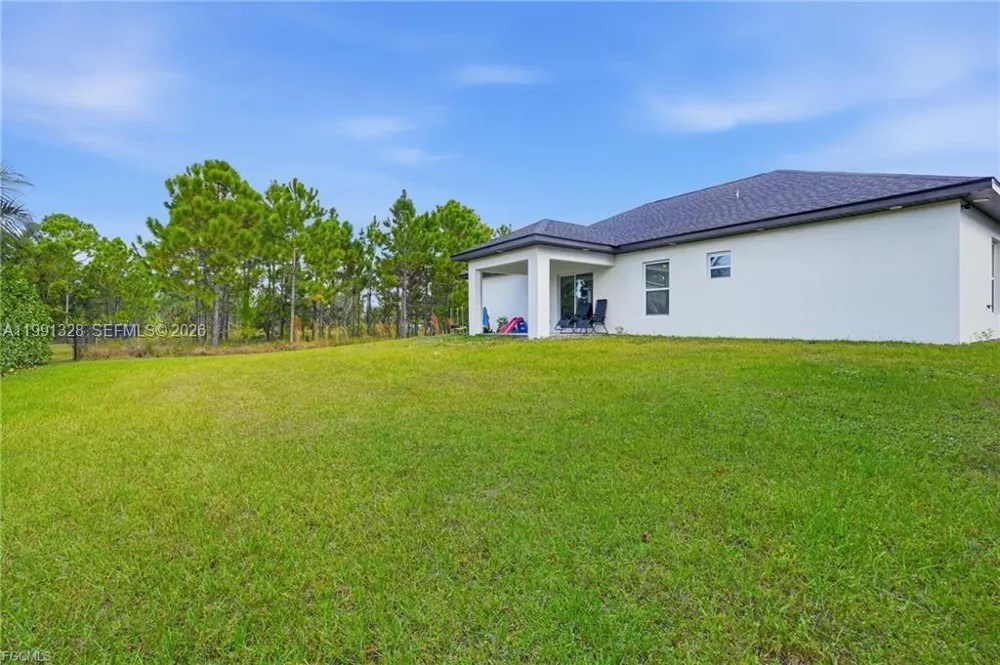 1013 ATHERTON AVE Lehigh Acres, FL 33971