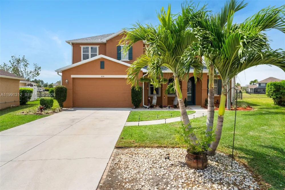 8130 blue daze ct Lehigh Acres, FL 33972