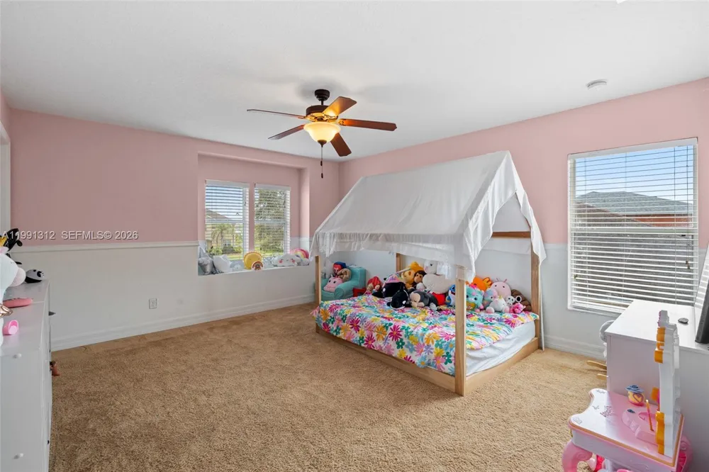 8130 blue daze ct Lehigh Acres, FL 33972