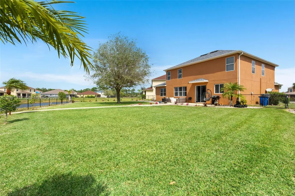 8130 blue daze ct Lehigh Acres, FL 33972