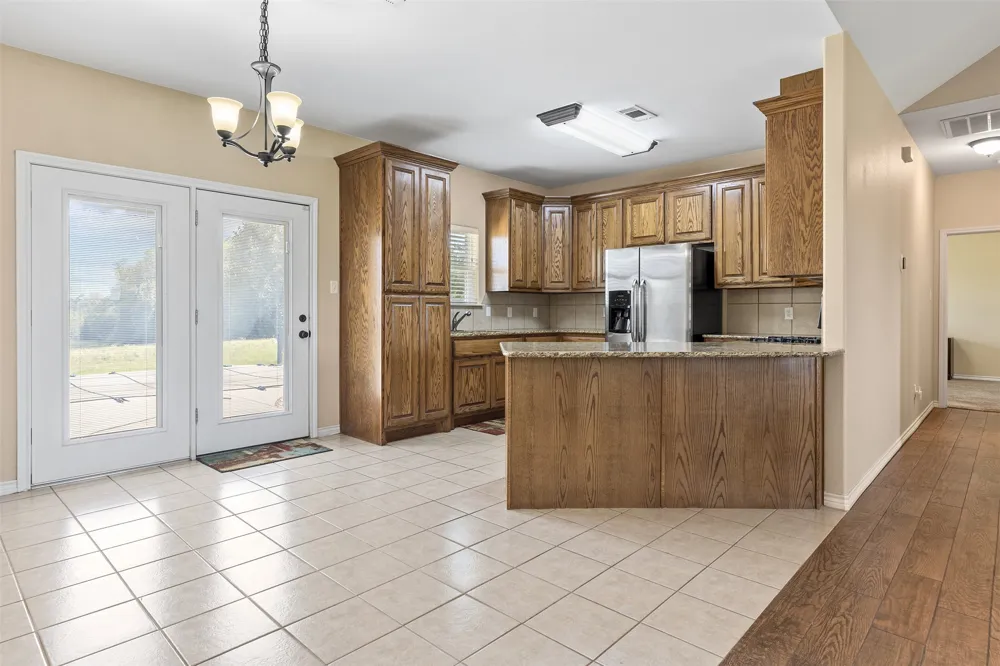 1504 County Road 459 Thorndale, TX 76577