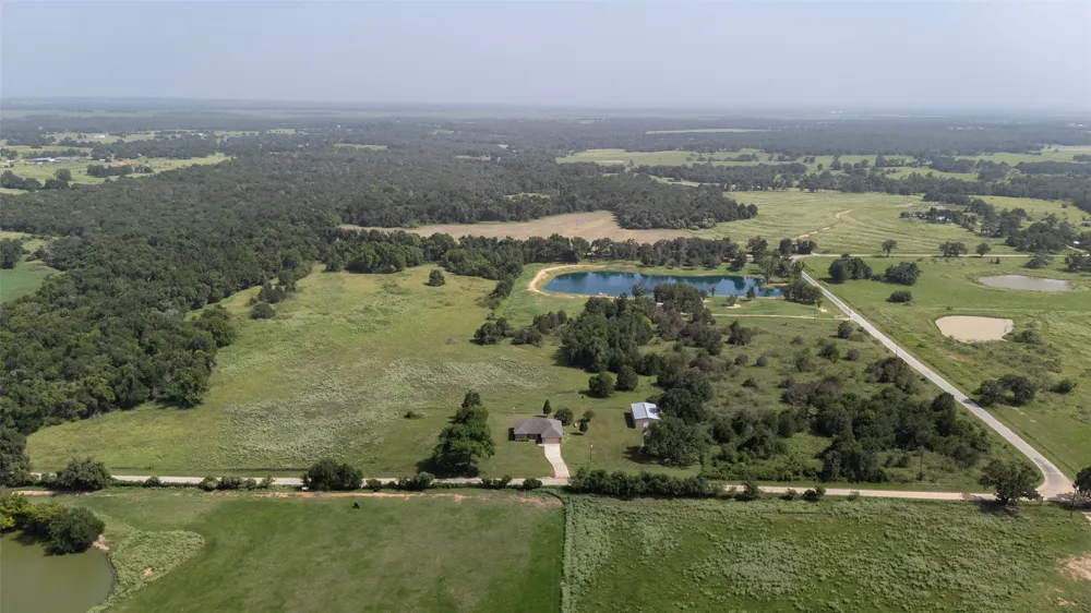 1504 County Road 459 Thorndale, TX 76577