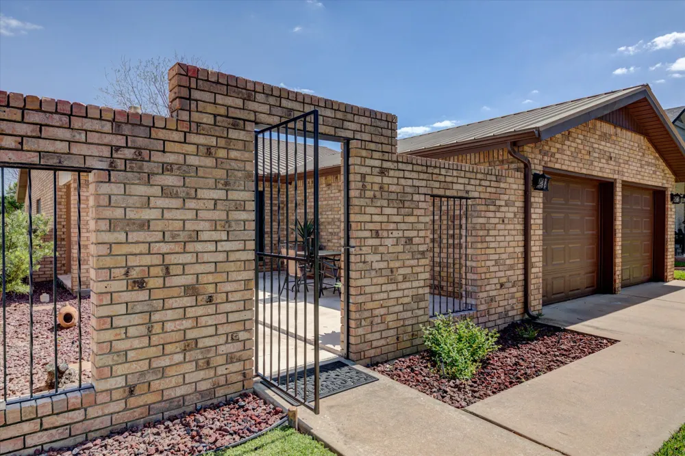 115 Firestone Place Meadowlakes, TX 78654