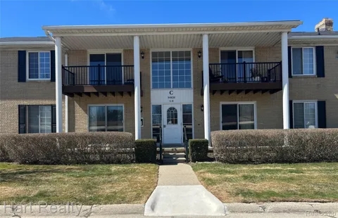 34820 Valleyview Drive #C5