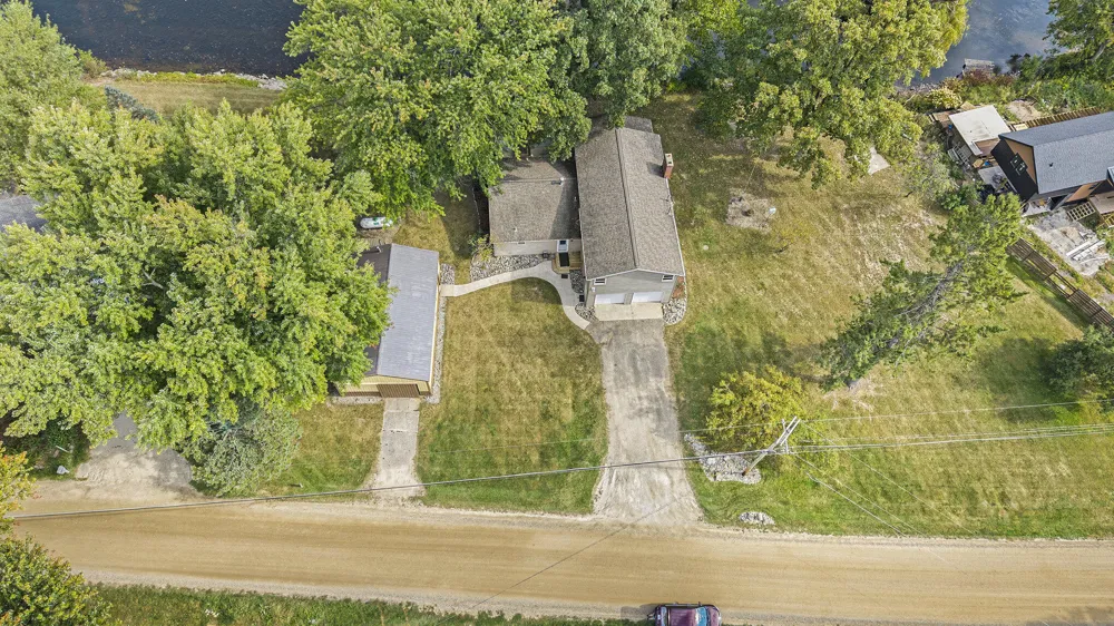 7842 Main Street Brooks Township, MI 49337