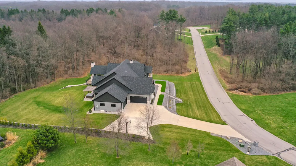 32170 Bent Oak Trail Milton Township, MI 49120