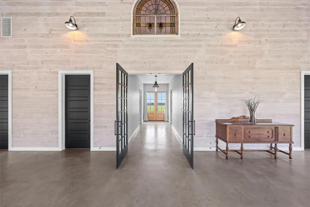 1006 County Road 280 Cameron, TX 76520