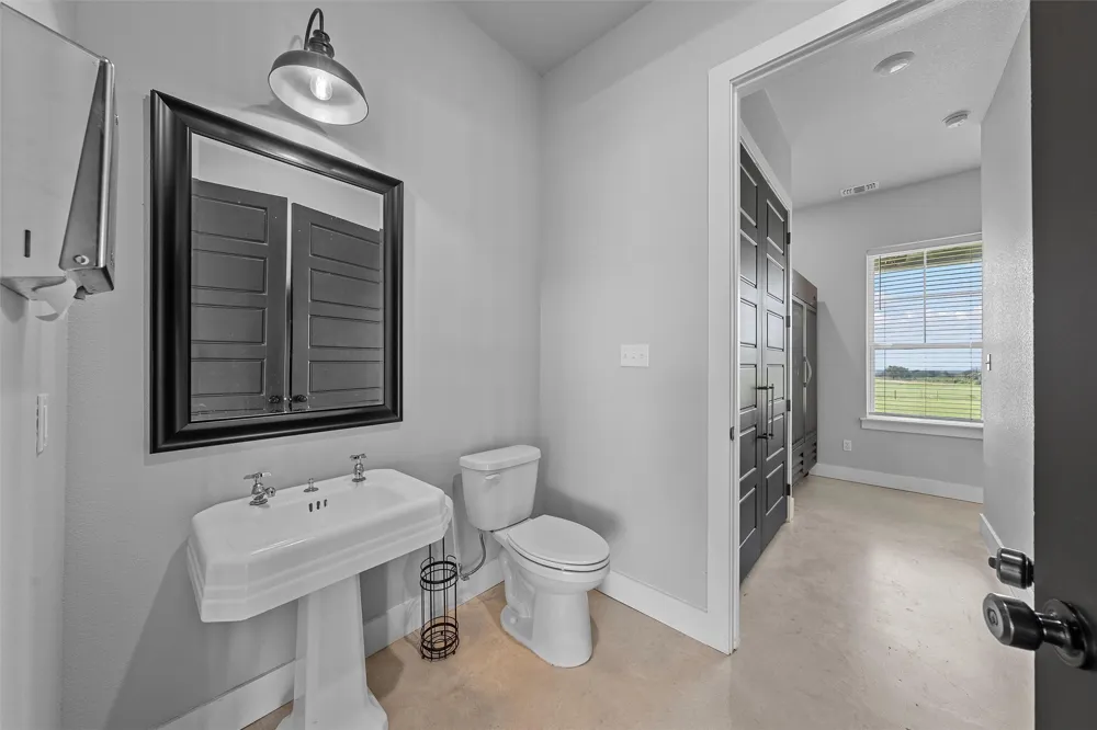 1006 County Road 280 Cameron, TX 76520