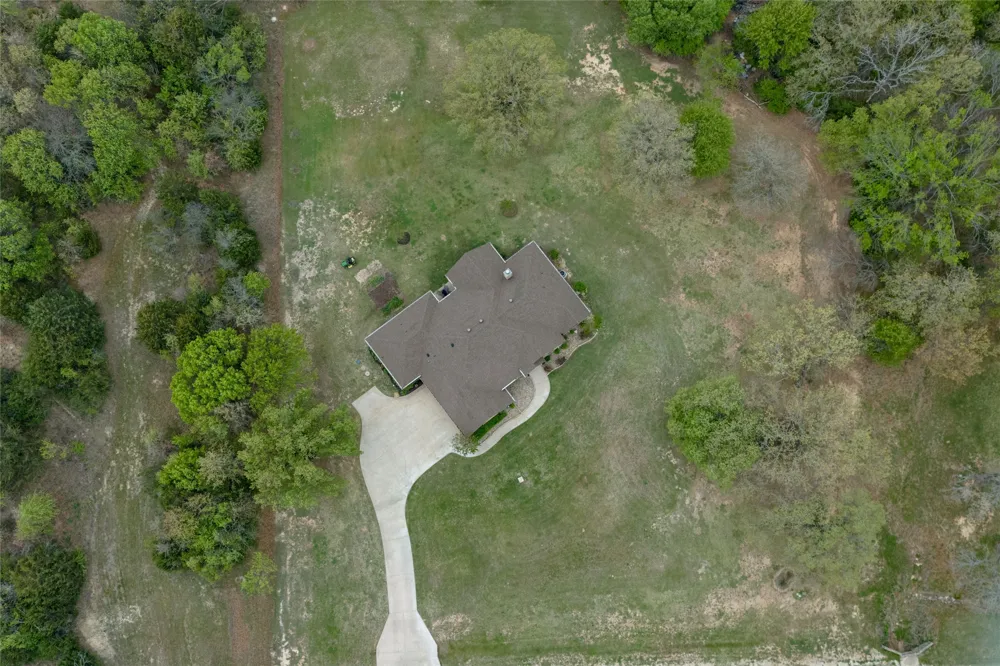 208 Ellis Creek Drive Weatherford, TX 76085