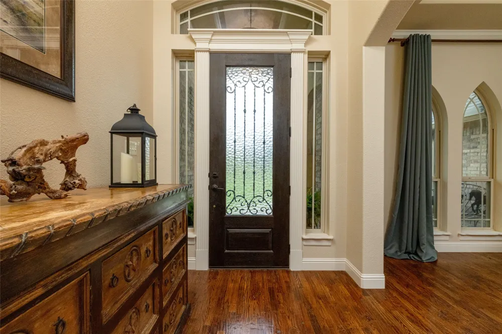 208 Ellis Creek Drive Weatherford, TX 76085