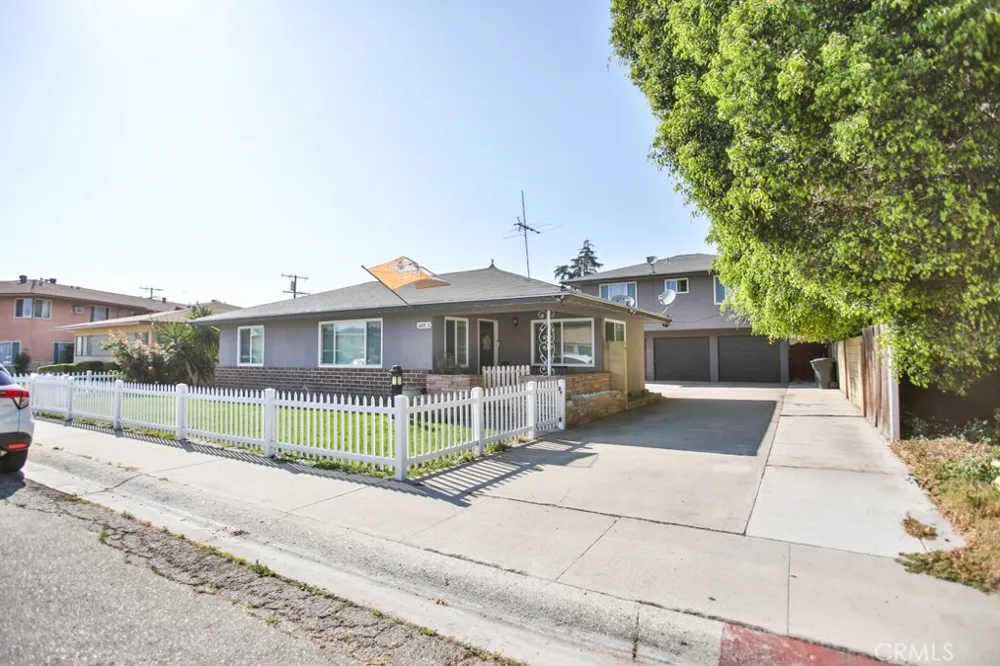 525 W Hampshire Avenue Anaheim, CA 92805