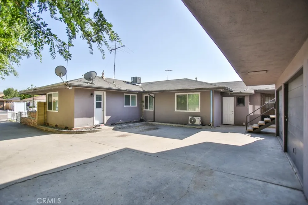 525 W Hampshire Avenue Anaheim, CA 92805