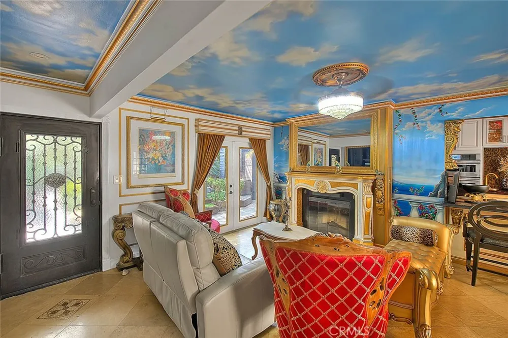 17419 Cohasset Lake Balboa, CA 91406