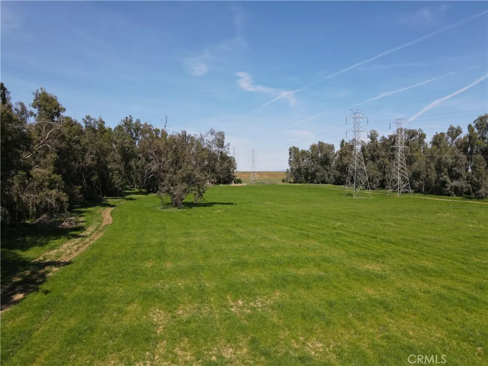 11 CORNING Corning, CA 06021