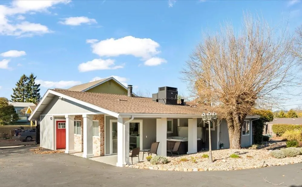 2180 Patton Ave Napa, CA 94559