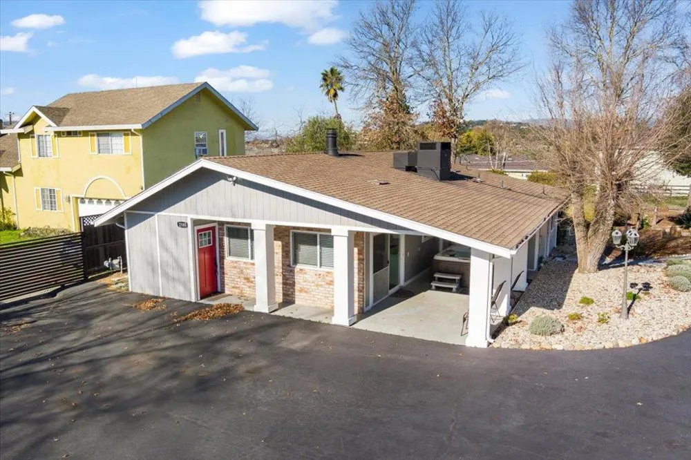 2180 Patton Ave Napa, CA 94559