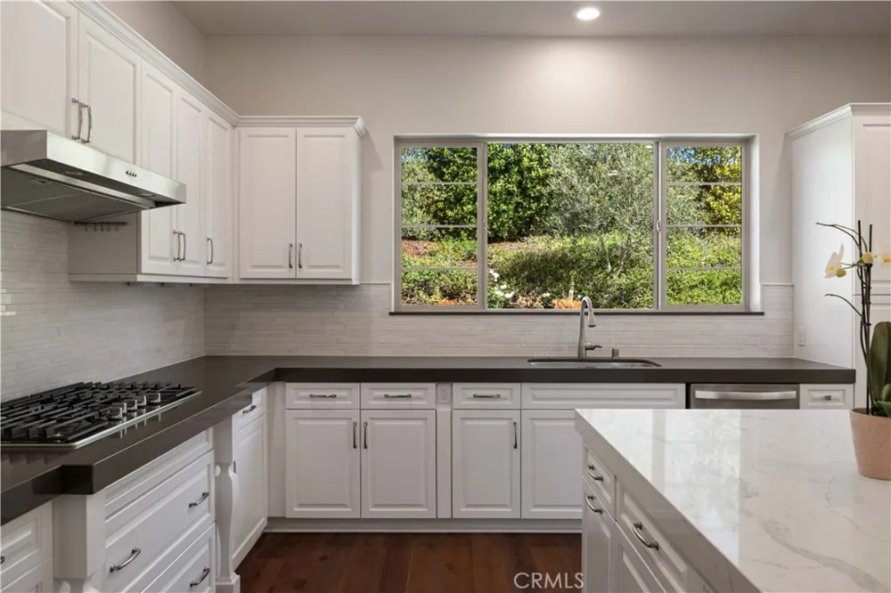 1999 Aliso Peak Lake Forest, CA 92610