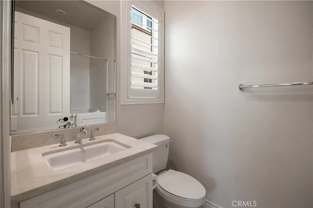 1999 Aliso Peak Lake Forest, CA 92610