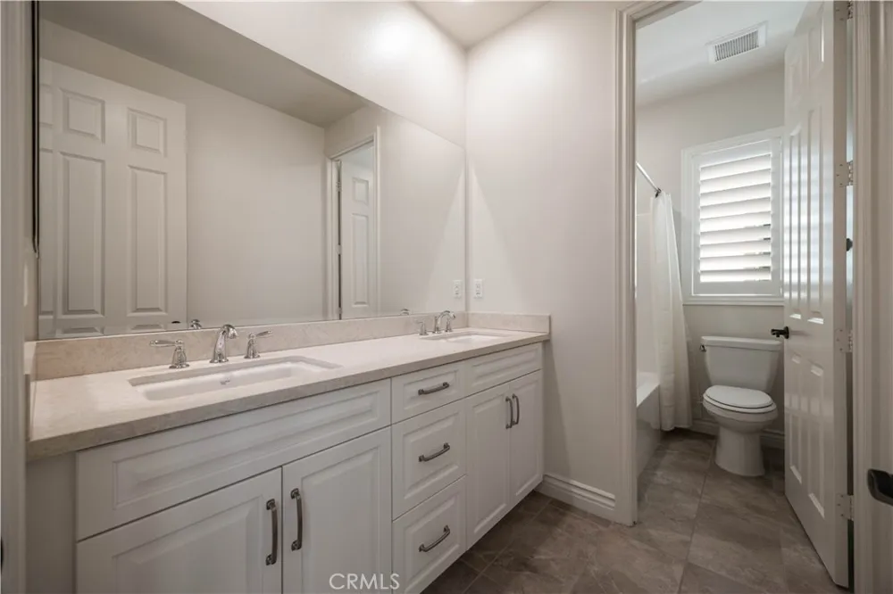 1999 Aliso Peak Lake Forest, CA 92610