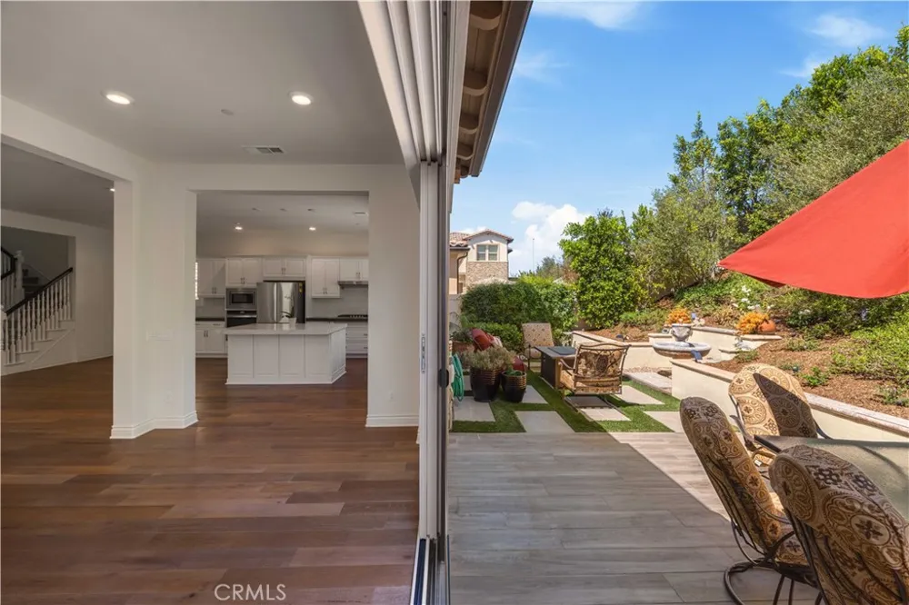 1999 Aliso Peak Lake Forest, CA 92610