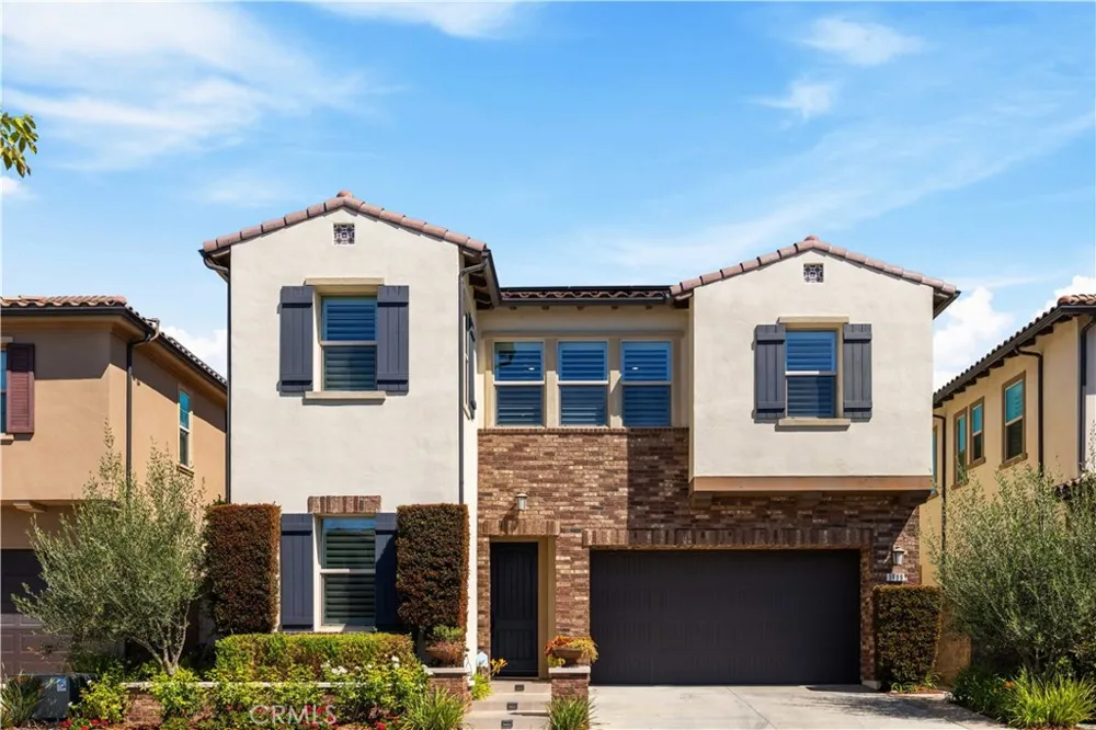 1999 Aliso Peak Lake Forest, CA 92610