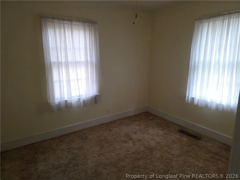 407 North Edinborough Street Red Springs, NC 28377