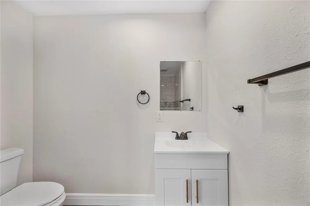 1215 EL CAMINO ROAD Lakeland, FL 33805