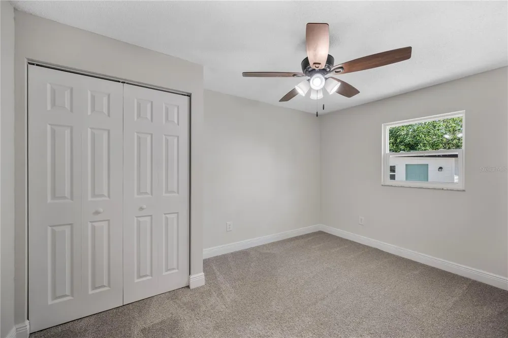 1215 EL CAMINO ROAD Lakeland, FL 33805