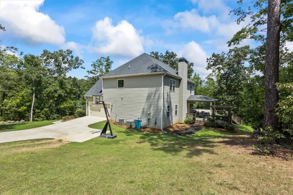 102 River Point Road Jackson, GA 30233