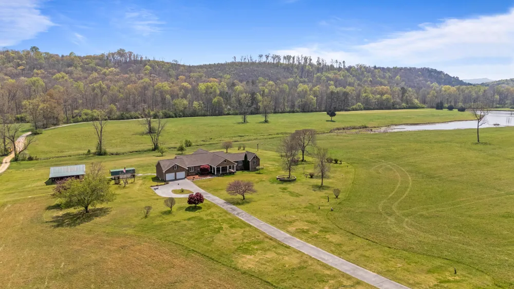 1597 Back Berryton Road Summerville, GA 30747