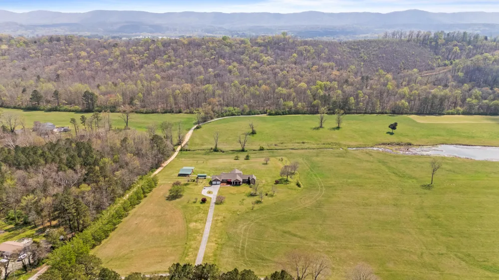 1597 Back Berryton Road Summerville, GA 30747
