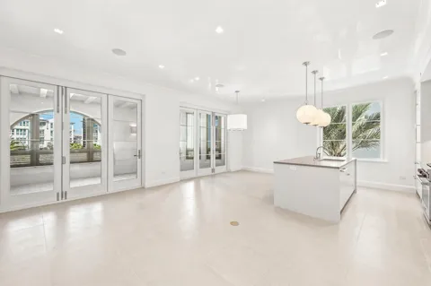 30 Mark Twain Lane #201