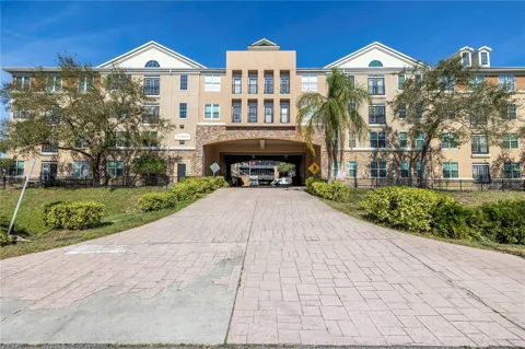 4221 W SPRUCE STREET #1325