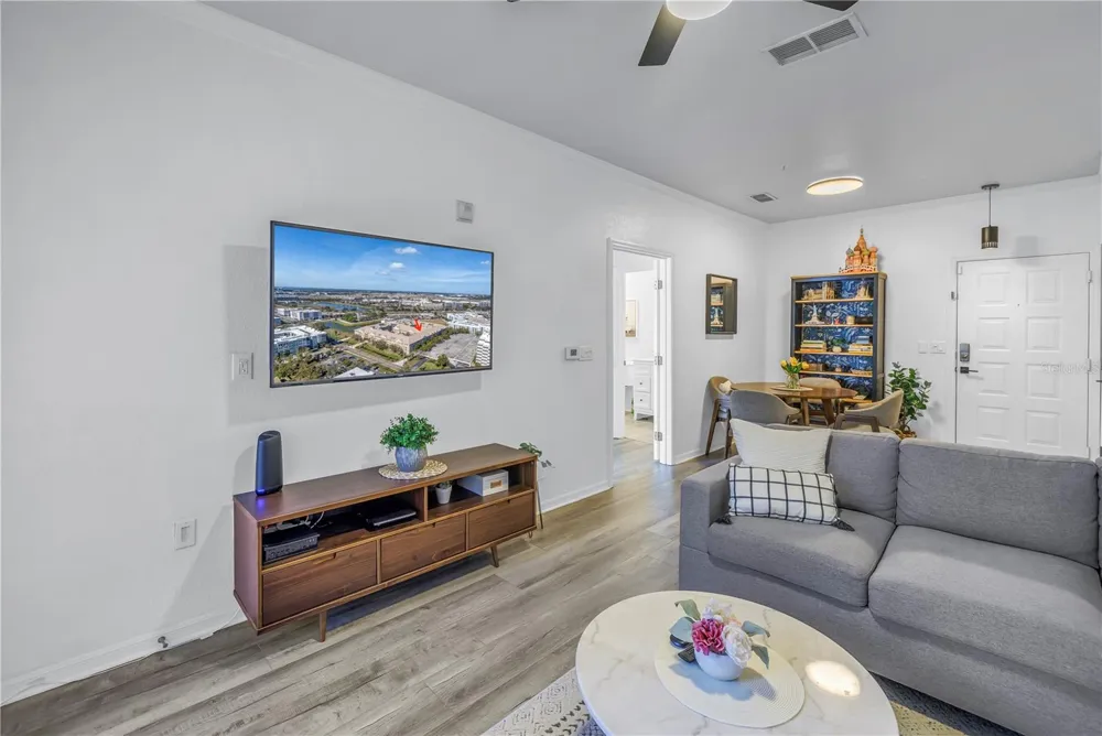 4221 W SPRUCE STREET #1325 Tampa, FL 33607