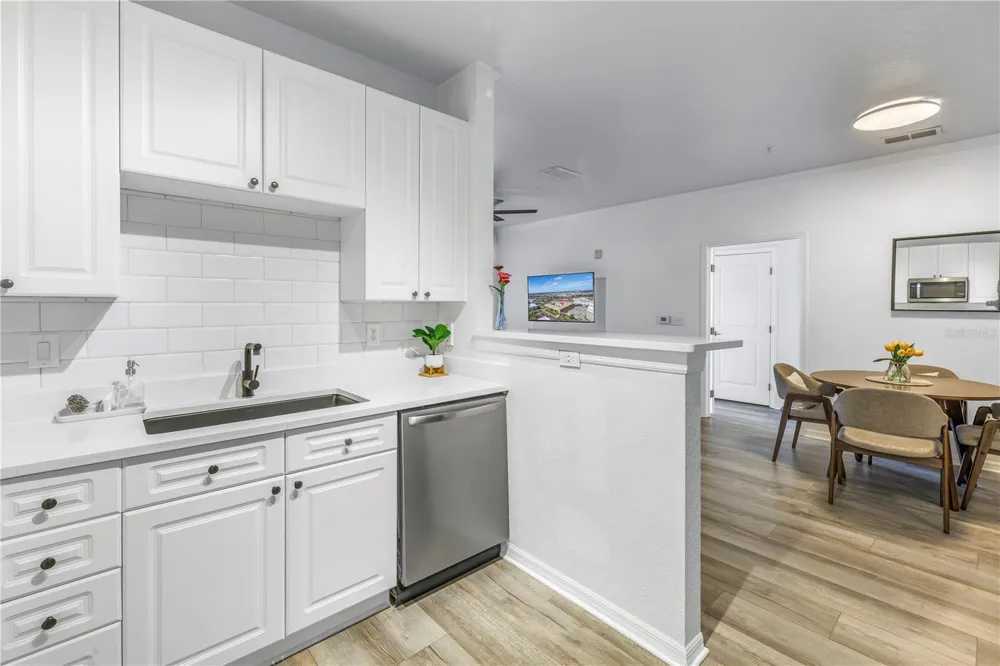 4221 W SPRUCE STREET #1325 Tampa, FL 33607