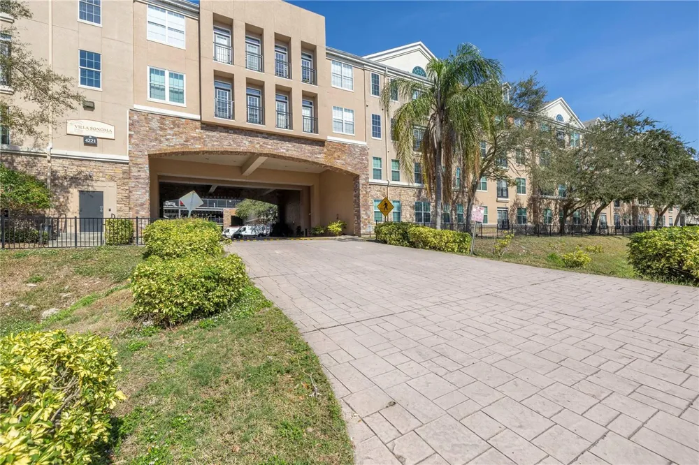 4221 W SPRUCE STREET #1325 Tampa, FL 33607
