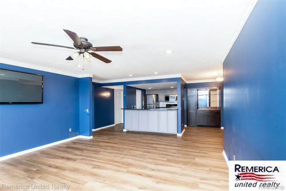 3553 Port Cove Drive #36 Waterford Charter Township, MI 48328