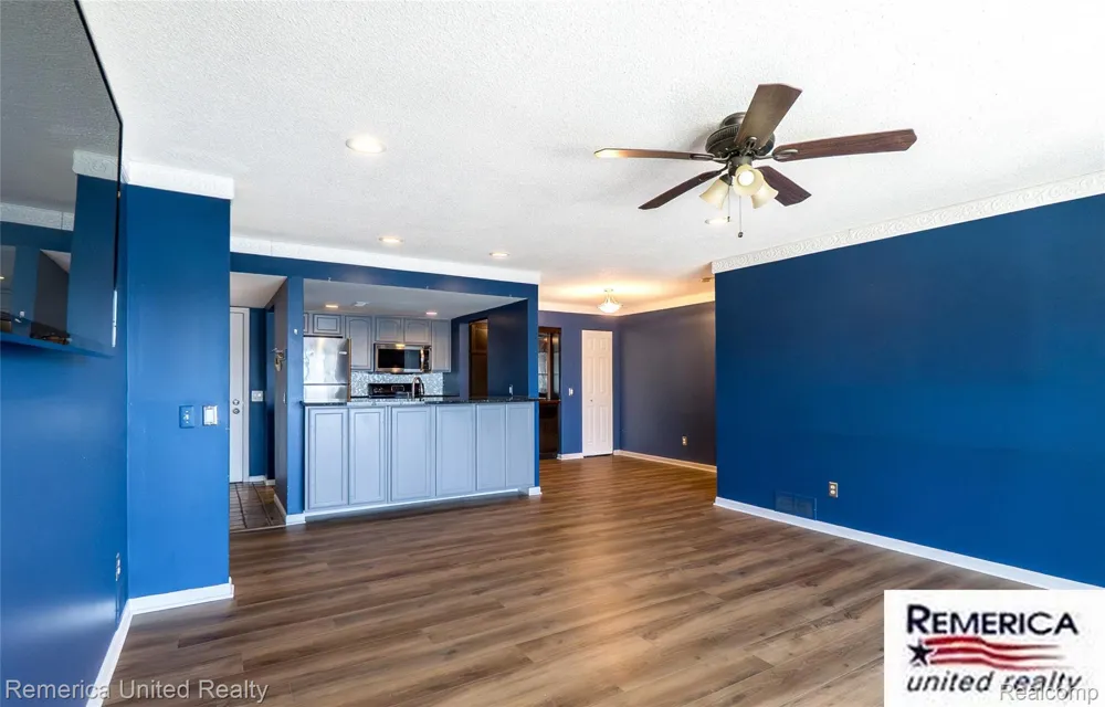 3553 Port Cove Drive #36 Waterford Charter Township, MI 48328