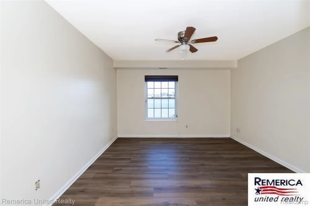 3553 Port Cove Drive #36 Waterford Charter Township, MI 48328