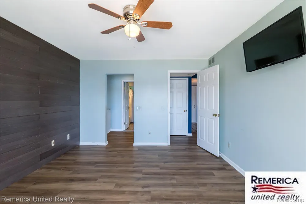 3553 Port Cove Drive #36 Waterford Charter Township, MI 48328