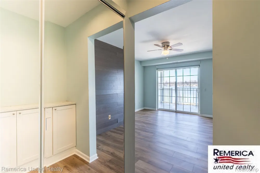 3553 Port Cove Drive #36 Waterford Charter Township, MI 48328