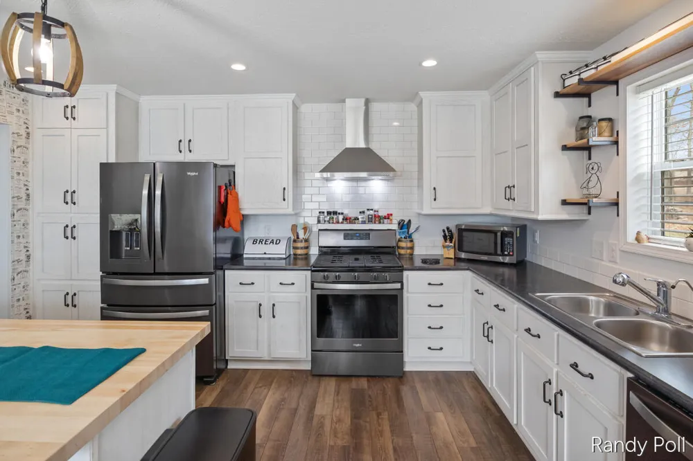 5904 E Division Street Croton Township, MI 49337